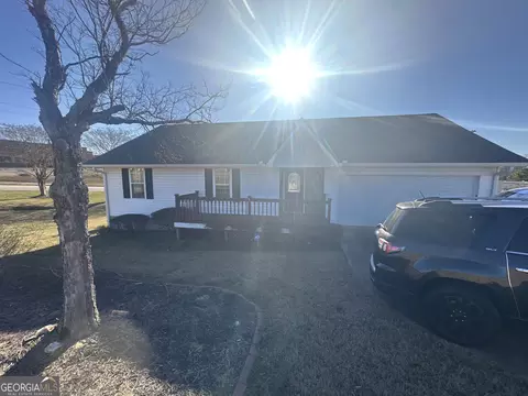 206 Lagrange St, Newnan, GA 30263