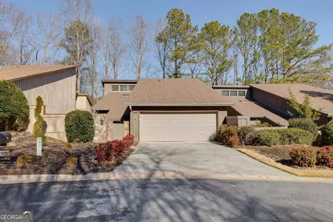 3002 Sawtooth Cir, Alpharetta, GA 30022