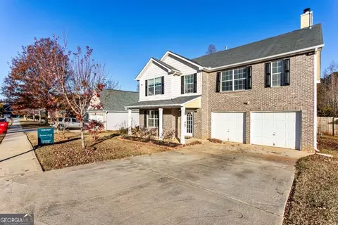 5675 Star Flower Dr, Ellenwood, GA 30294