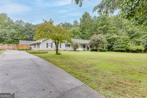 36 Lakeshore Dr, Temple, GA 30179