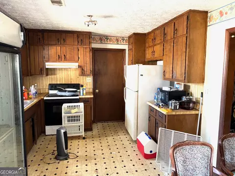 3174 Glen Hollow Dr, Rex, GA 30273 photo 6