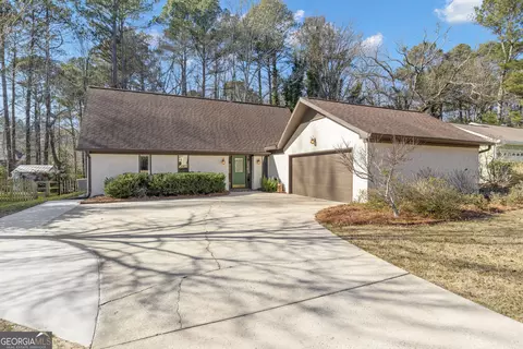 208 Windgate Ct, Peachtree City, GA 30269