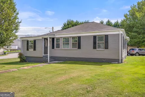 Exterior - 115 Knox Dr, Cornelia, GA 30531 photo 2 of 6