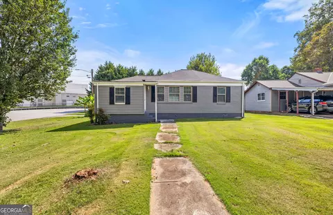 Exterior - 115 Knox Dr, Cornelia, GA 30531 photo 3 of 6