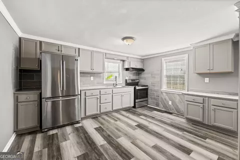 Kitchen - 115 Knox Dr, Cornelia, GA 30531 photo 1 of 2