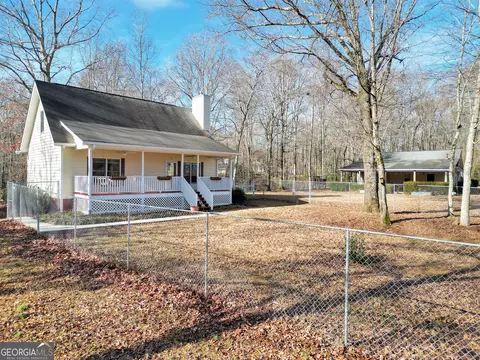 140 Harris Dr, Mcdonough, GA 30252