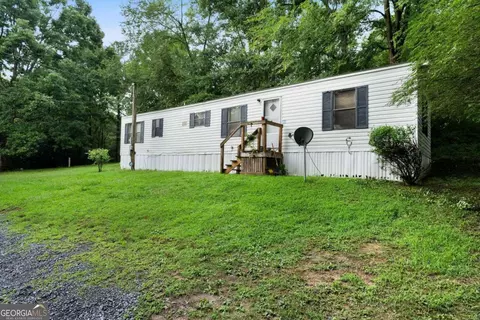 271 Sequoyah Cir NE, Calhoun, GA 30701
