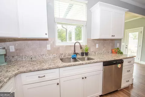 237 Dixon Cir, Williamson, GA 30292 photo 15