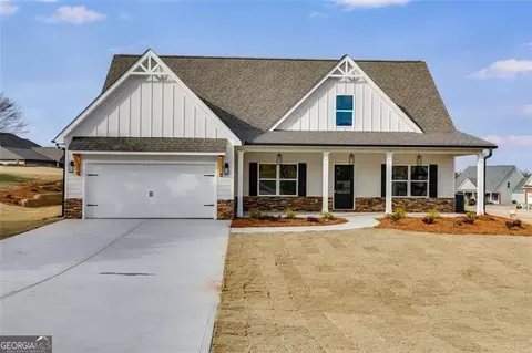 111 Camilla Dr, Carrollton, GA 30116