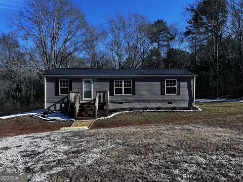 3547 Defoor Rd, Toccoa, GA 30577