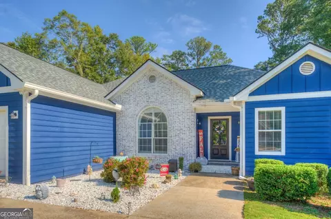2037 Emily Dr, Social Circle, GA 30025