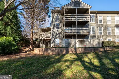 1110 Riverview Dr, Marietta, GA 30067