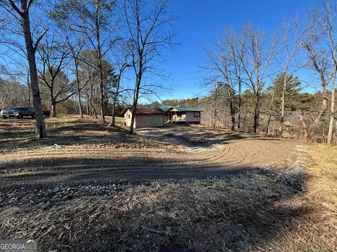 1121 Ivylog Creek Rd, Young Harris, GA 30582
