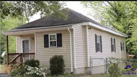 3243 High Point Dr, Macon, GA 31204
