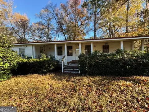 1018 Horseshoe Cir, Macon, GA 31217