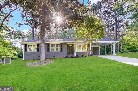 121 Pine Forest Dr, Dallas, GA 30157
