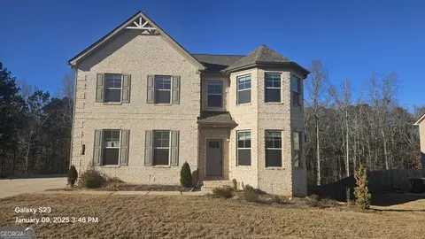 352 Traditions Ln, Hampton, GA 30228