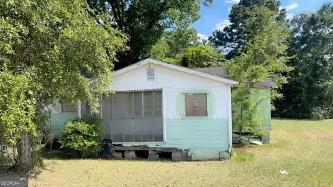 800 Ellis Rd, Elko, GA 31025