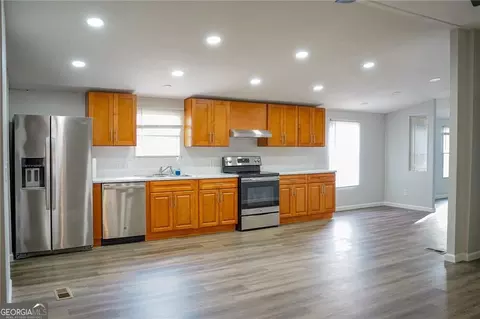 320 White Birch Dr, Covington, GA 30016 photo 4