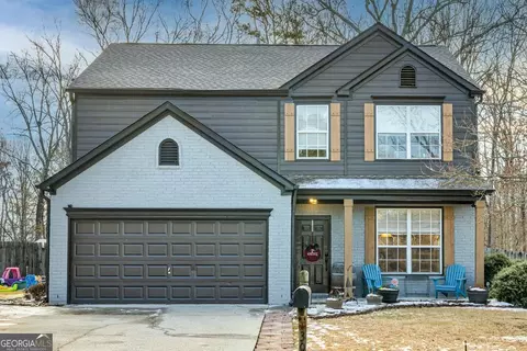 3041 Belfaire Lake Dr, Dacula, GA 30019