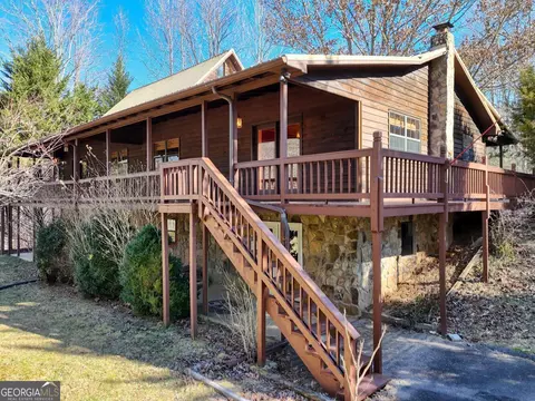 7493 W Union Rd, Young Harris, GA 30582