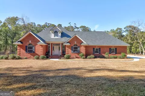 207 Twin Oak Dr, Guyton, GA 31312