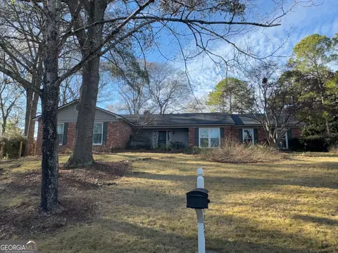 6937 Treetop Ln, Columbus, GA 31909