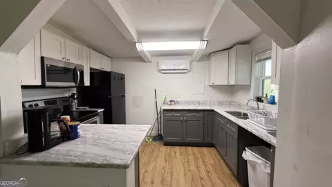 204 Cherokee Dr, Jackson, GA 30233 photo 3