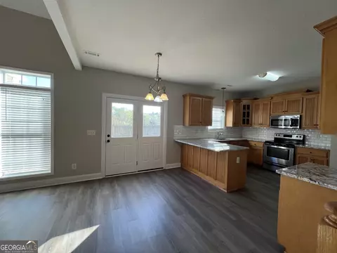 Other - 207 N Pointe Dr, Lagrange, GA 30241 photo 2 of 9