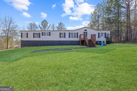 1101 River Woods Dr, Madison, GA 30650