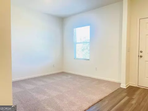 Living - 12 Elmarry Ln, Bethlehem, GA 30620 photo 2 of 3