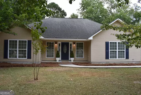 725 S Rountree St, Metter, GA 30439