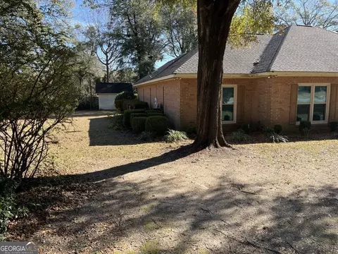 231 Ridge Cir, Dublin, GA 31021 photo 4