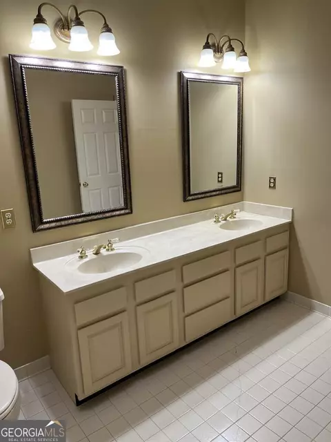 231 Ridge Cir, Dublin, GA 31021 photo 18