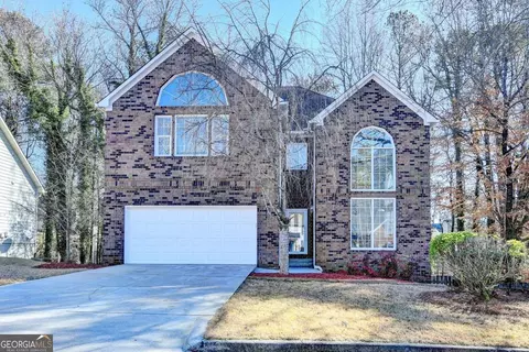 11675 Red Maple Forest Dr, Alpharetta, GA 30005