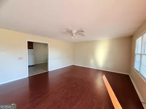 676 Phillips Dr, Monroe, GA 30656 photo 4