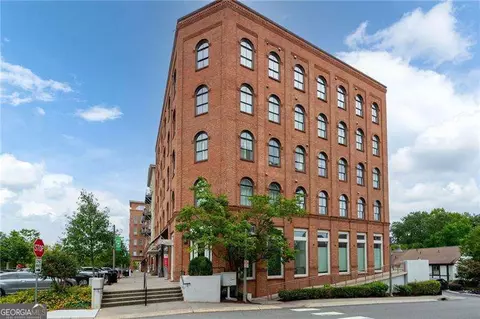 360 Chambers St #310, Woodstock, GA 30188