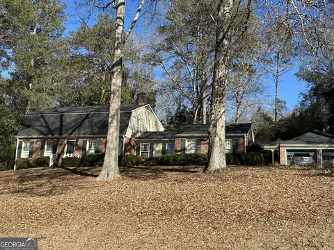 702 Wisteria Way, Lagrange, GA 30240