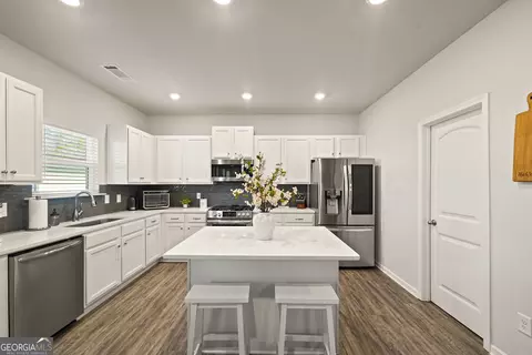 593 Edgemore Rd, Canton, GA 30114 photo 10