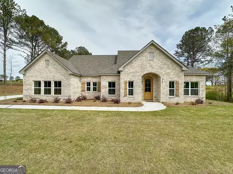 219 S Smith Rd, Lagrange, GA 30241