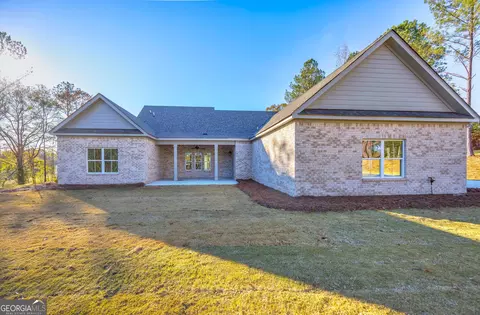 Exterior - 219 S Smith Rd, Lagrange, GA 30241 photo 2 of 2
