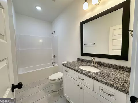 Bath - 219 S Smith Rd, Lagrange, GA 30241 photo 7 of 7