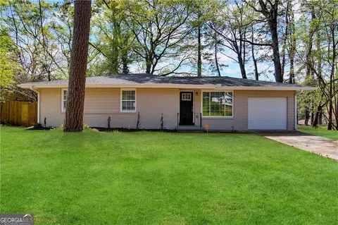 157 Ruzelle Dr SE, Atlanta, GA 30354