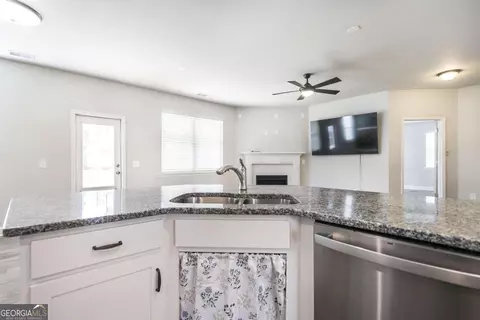 105 Lynn Wright Dr, Perry, GA 31069 photo 16