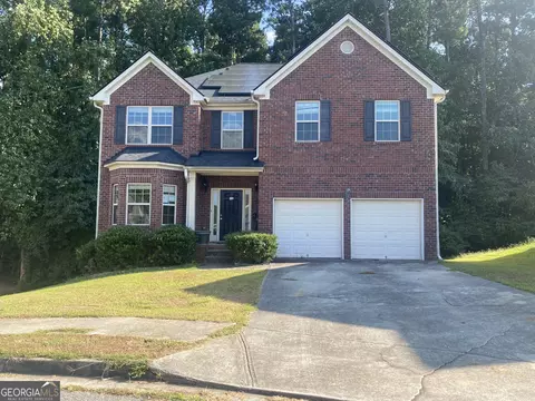 9281 Grady Dr, Jonesboro, GA 30238