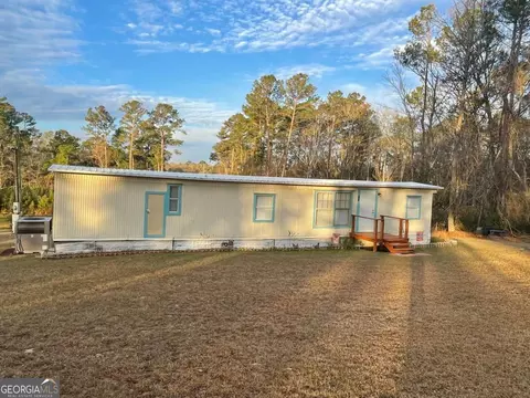 279 Eason Ave, Collins, GA 30421