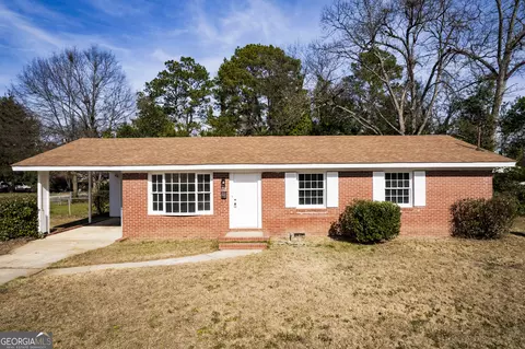 308 Sarah Dr, Warner Robins, GA 31093