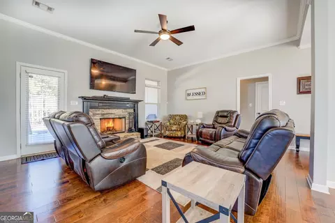 115 Cub Ln, Covington, GA 30016 photo 4