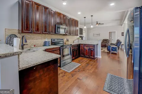 115 Cub Ln, Covington, GA 30016 photo 12