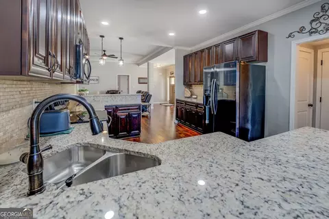 115 Cub Ln, Covington, GA 30016 photo 14